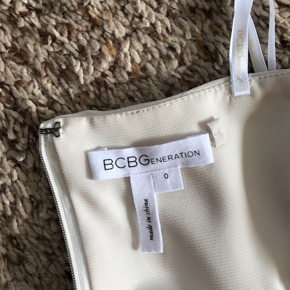 BCBG Flowy double layer tube dress - Picture 3 of 8